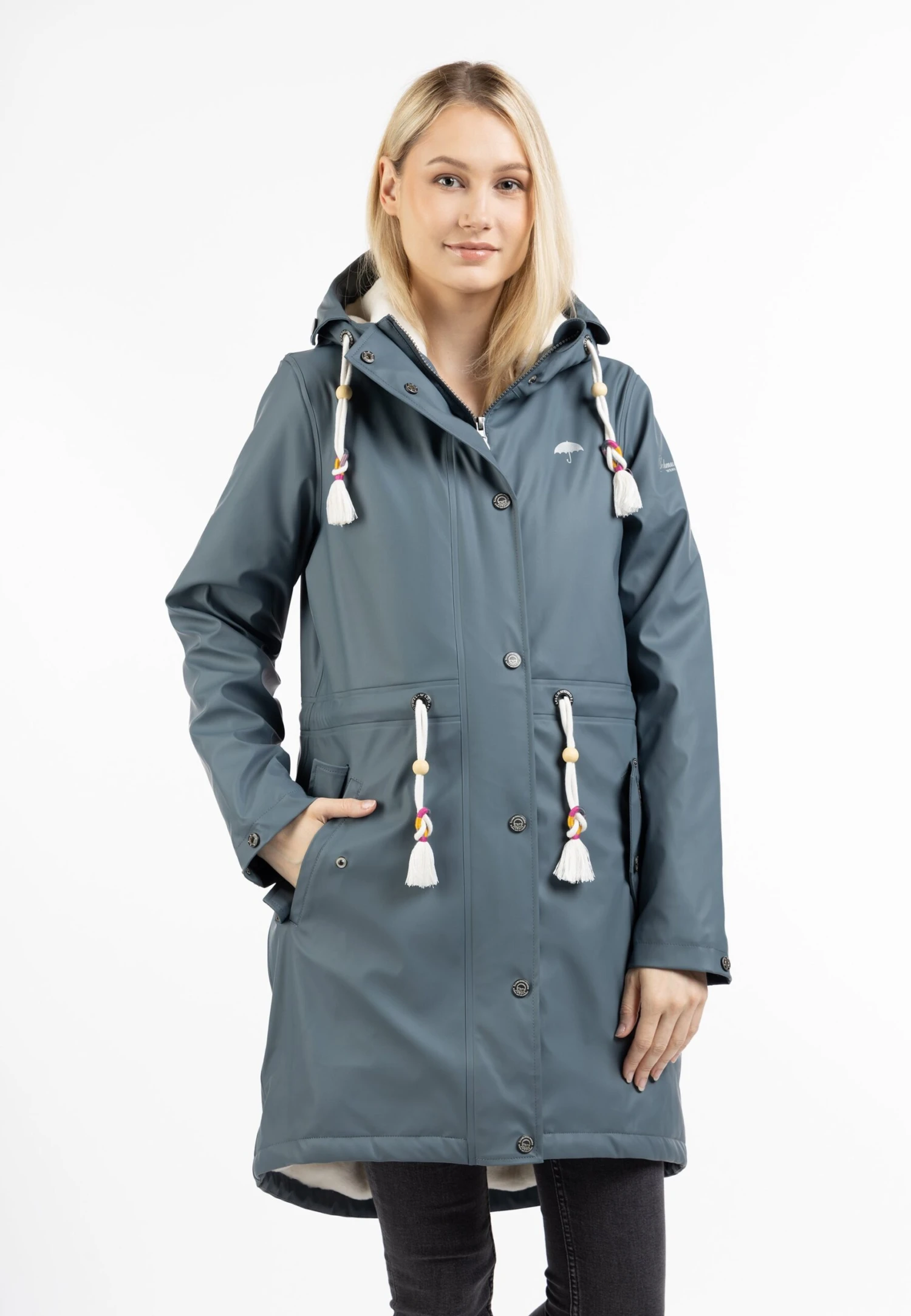 Schmuddelwedda Regenmantel Mit Webpelzfutter KeytiParkaBlau Grau Donna Giacche e blazer WD221U0P7-K11 Schmuddelwedda Regenmantel Mit Webpelzfutter KeytiParkaBlau Grau Donna Giacche E Blazer WD221U0P7-K11 -Schmuddelwedda 6b785aa2c11448928c6f5b6b565173bb scaled